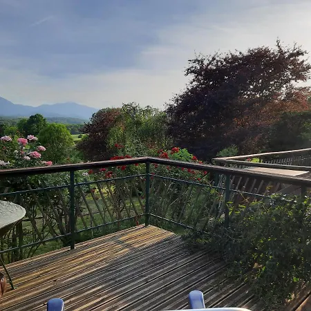 Le Petit Chalet Du Herisson- Gite Et Week-Ends - Panorama Unique Sur Les Pyrenees !!! Nyaraló